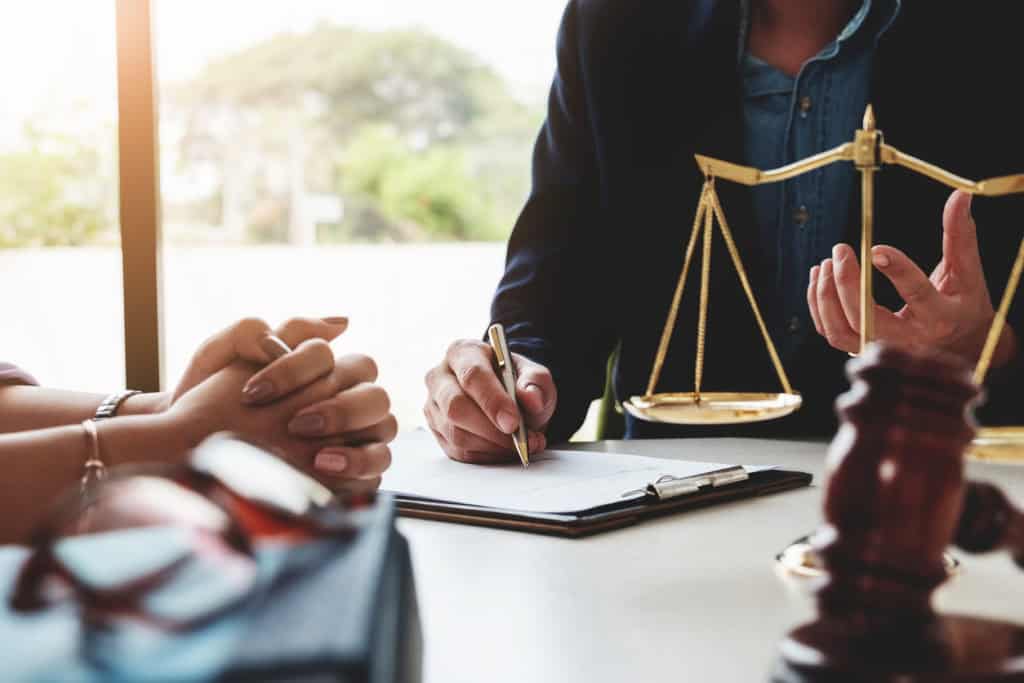 Court Applications vs. Mediation: A Less Stressful Path with EH Mediation Market Harborough
